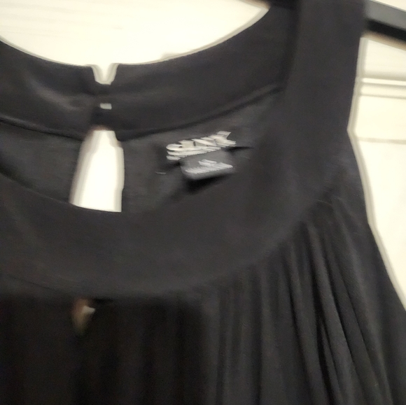 Semi formal black dress - Picture 3 of 3